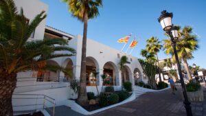Sanci&oacute;n de 12.000 euros para un establecimiento de Platja d'en Bossa