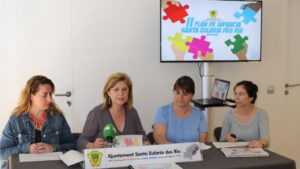 La concejala Ana Costa acompa&ntilde;ada de las t&eacute;cnicas responsables del plan