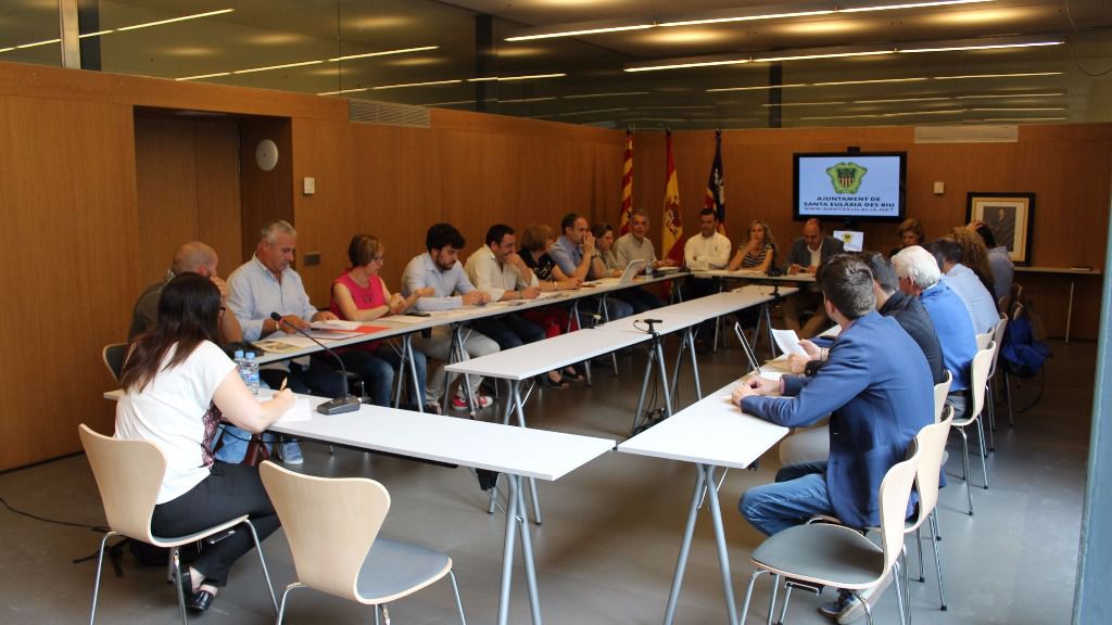 El PSOE se ha abstenido y Guanyem ha votado en contra