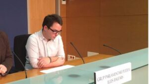 Podem al Parlament