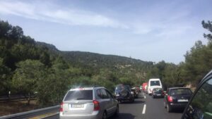 Las obras coinciden con la afluencia de turistas a zonas de playa. Foto: Tom&agrave;s Ibarz