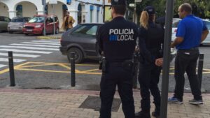 polic&iacute;a local