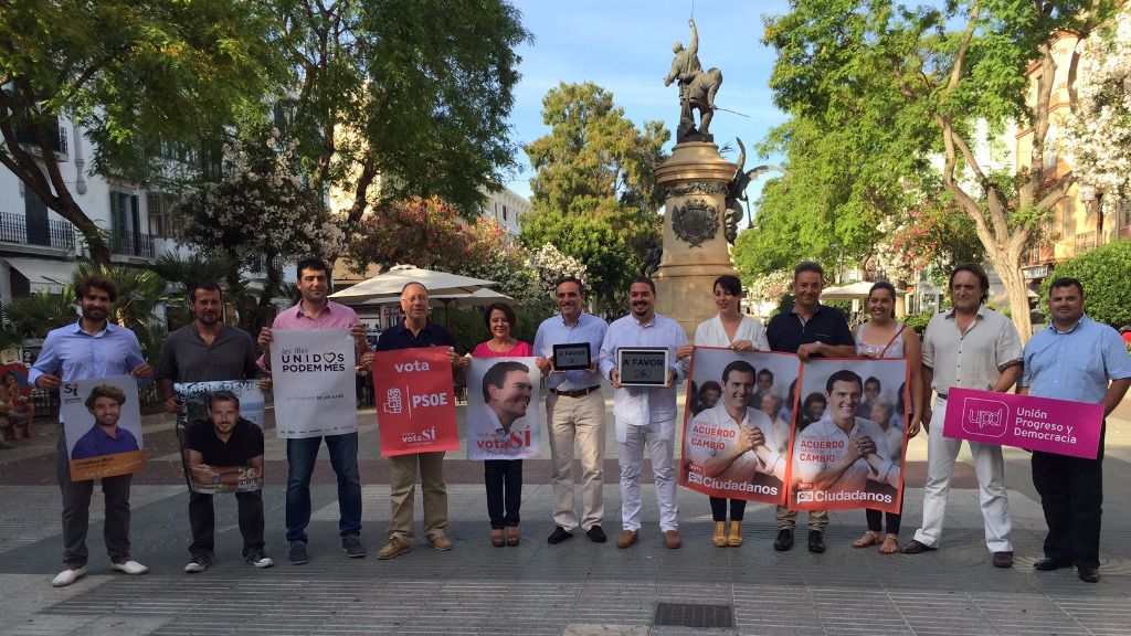 pegada carteles 26J elecciones