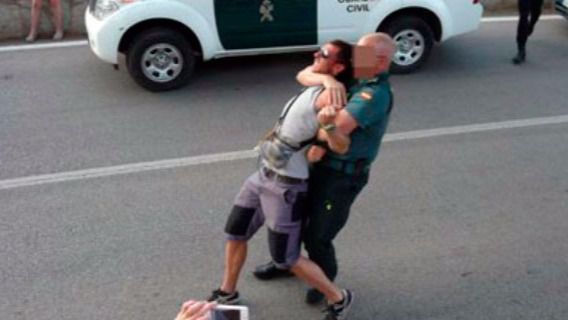 Momento de una de las detenciones