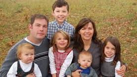 Un matrimonio con 5 hijos