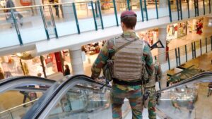 La polic&iacute;a belga llega al lugar de los hechos