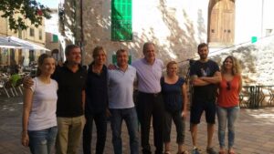 Acompa&ntilde;ada de candidatos y cargos del PP
