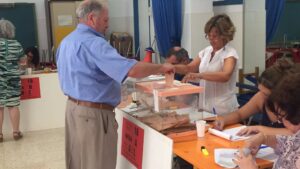 A las 9 horas ya se hab&iacute;an constituido la pr&aacute;ctica totalidad de las mesas electorales