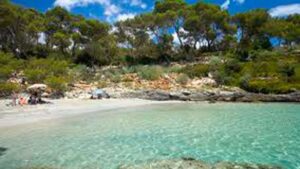 Cala Mitjana