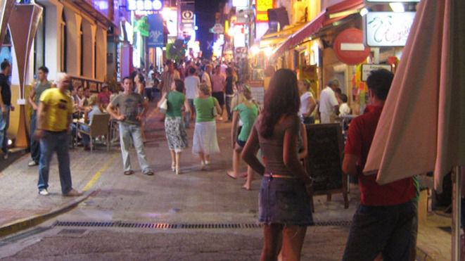 Calle del West End en Sant Antoni