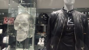 comercio escaparate ropa
