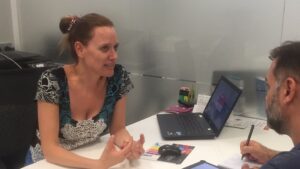 La Dra. Buf&iacute; atiende en su cl&iacute;nica de la calle Canarias, 41 de Eivissa