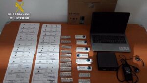 Medicamentos incautados por la Guardia Civil