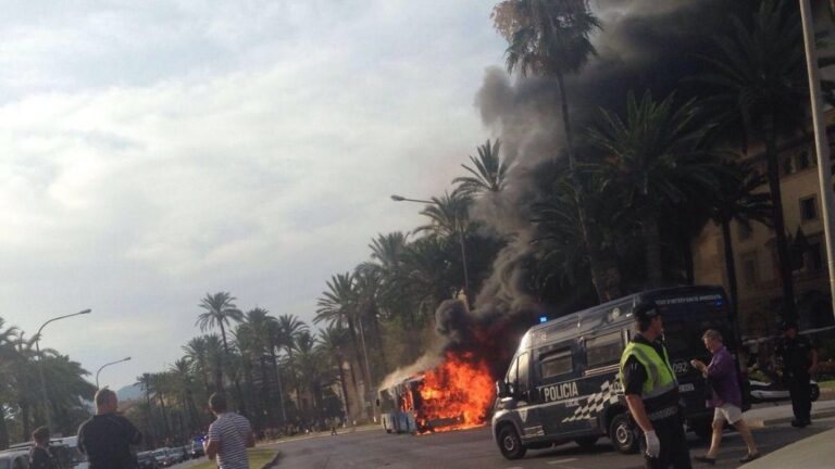 arde bus paseo maritimo