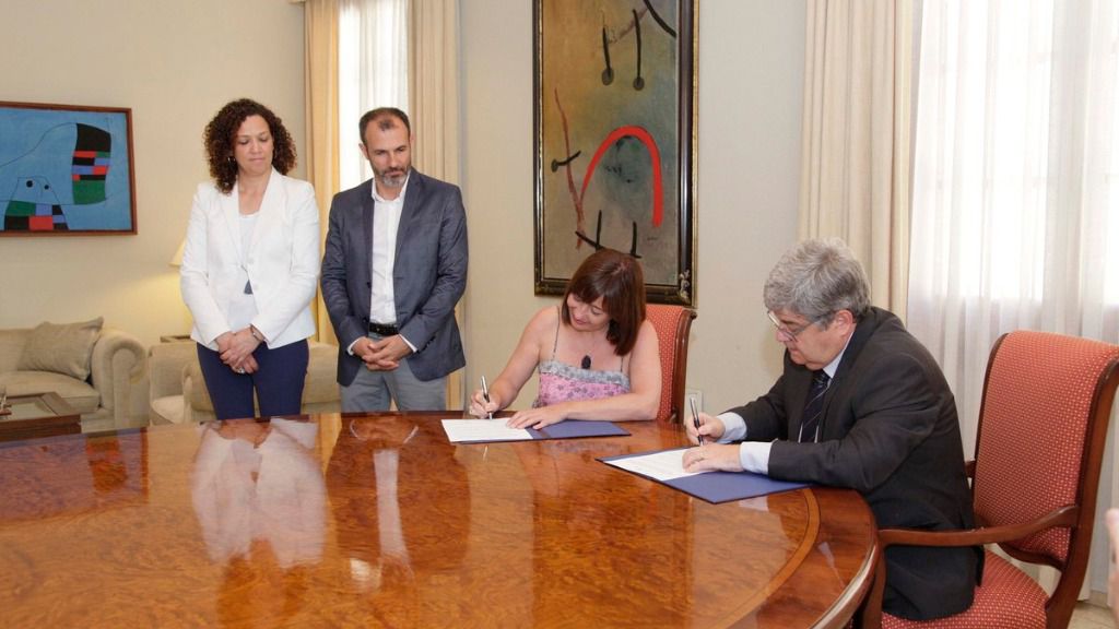 Quieren mejorar las relaciones económicas con Madrid