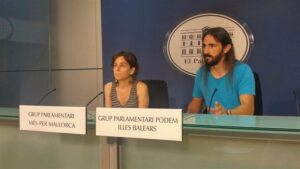 Margalida Capell&agrave; de M&eacute;s i Baltasar Picornell de Podem