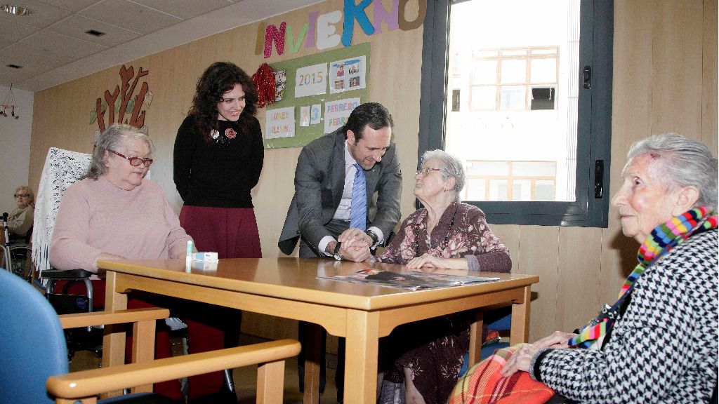Fernández lo presentó "como alternativa para los que quieren vivir en su casa"