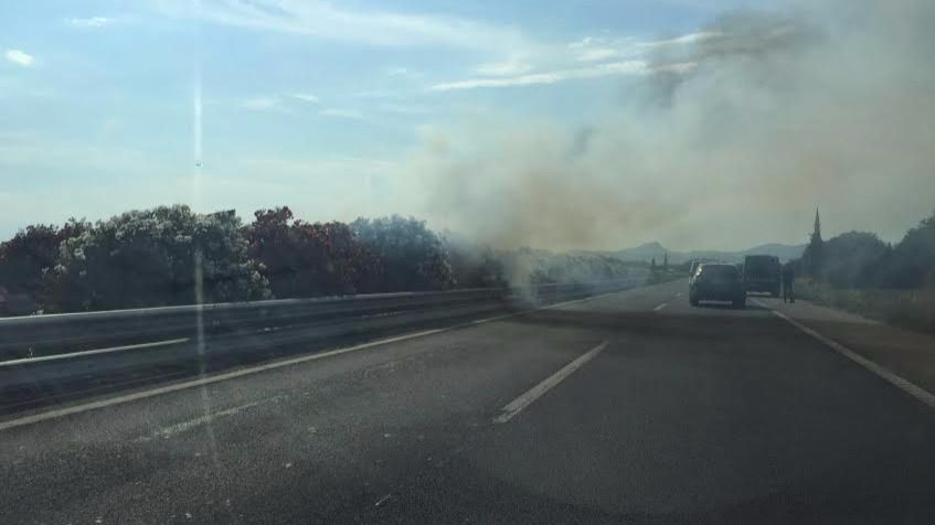 Los curiosos y el operativo complican la fluidez del tráfico