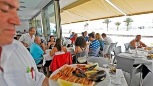 Actualmente hay 19.800 familias con todos sus integrantes desocupados