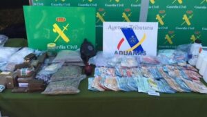 www.mallorcadiario.com_galerias-noticias_galerias_440454_1468241080_guardicivil3