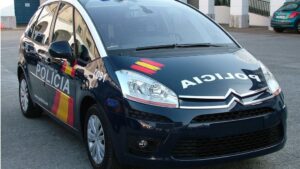 Coche polic&iacute;a nacional