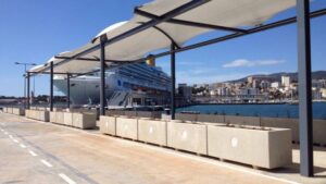 Nuevas marquesinas de la Estaci&oacute;n Mar&iacute;tima de Palma