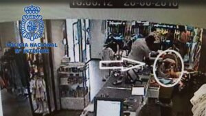 hurto coches bebe tiendas