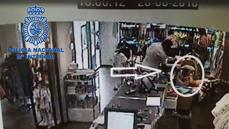 hurto coches bebe tiendas