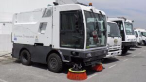 presentaci&oacute;n nueva maquinaria recogida basuras vila valoriza