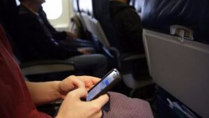 M&oacute;vil en avi&oacute;n