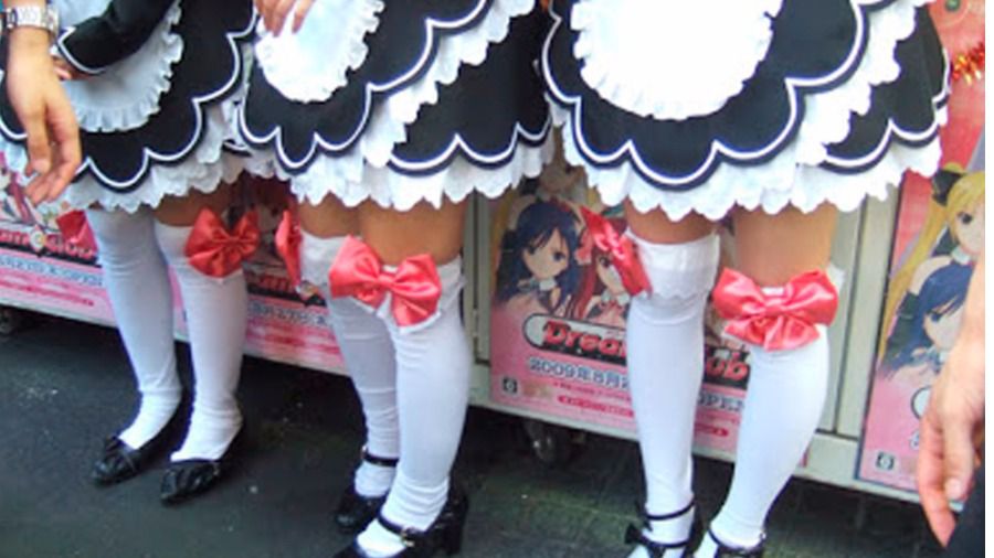 Hacía uso de la temática COSPLAY por lo que las animaba a disfrazarse