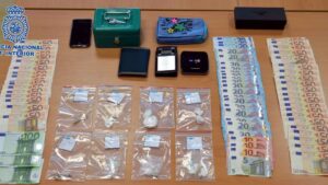 drogas policia recepcionista hotel