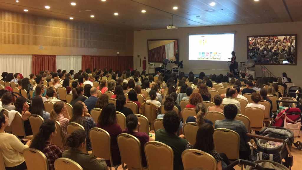 conferencia pediatra lucia galan