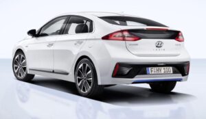 Nuevo Hyundai Ioniq, el primer h&iacute;brido de la marca.