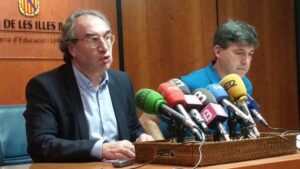 11 centros educativos concentran el 26,8% del absentismo escolar.