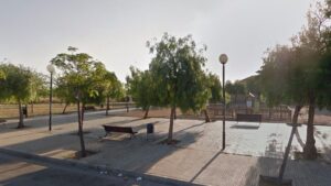 Imagen del parque en el que la v&iacute;ctima ten&iacute;a que dejar el dinero