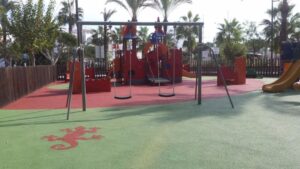 parque infantil passeig fonts sant antoni