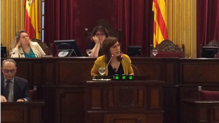 Camargo defiende que es un asunto en el que se exige "máxima transparencia"