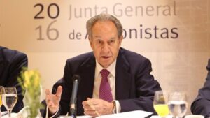 La defensa de Villar Mir recriminaba que se dirijan acciones penales contra &eacute;l "por ser quien es".