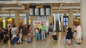 aeropuerto son sant joan avion