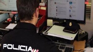 Los arrestados compart&iacute;an los archivos a trav&eacute;s de redes P2P.