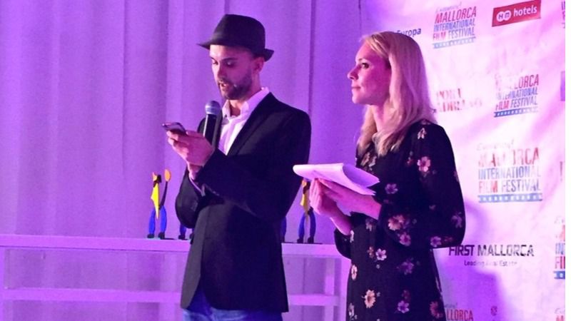 La película es un drama dirigido por Nino Basilia