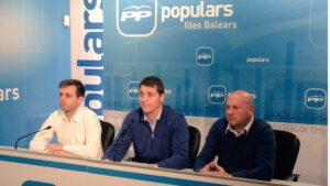 Ti&agrave; Sagreras, Andreu Villalonga y Joan V&iacute;ctor Mart&iacute;