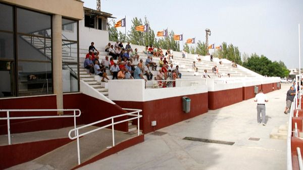 Los inculpados deberán abonar 1.200 euros de multa por simulación de delito.