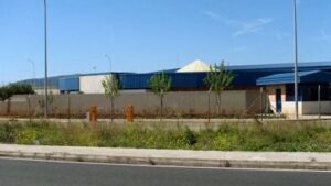 Un facultativo encontr&oacute; al recluso con diversas contusiones y medio inconsciente.