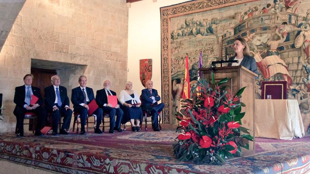 María Salom Francina Armengol Constitución Almudaina