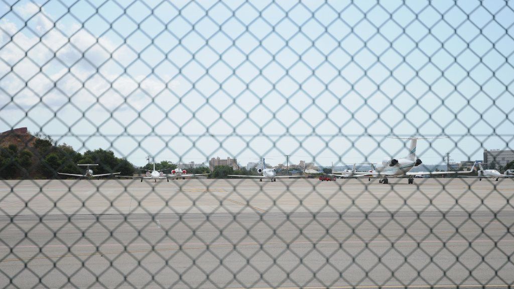 aeropuerto son sant joan avion