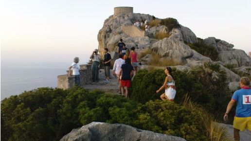 Son dos de los puntos de peregrinación de los turistas en la isla
