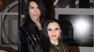 Alaska y Mario participan en la obra "El amor sigue en el aire"