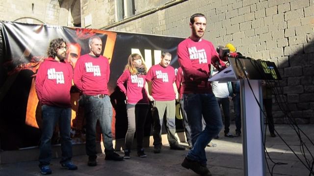 Imagen de los encausados por quemar fotos del rey en la Diada del 11 de septiembre